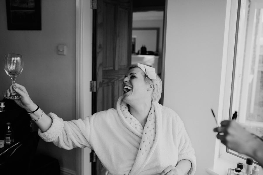 bridal prep at york wedding