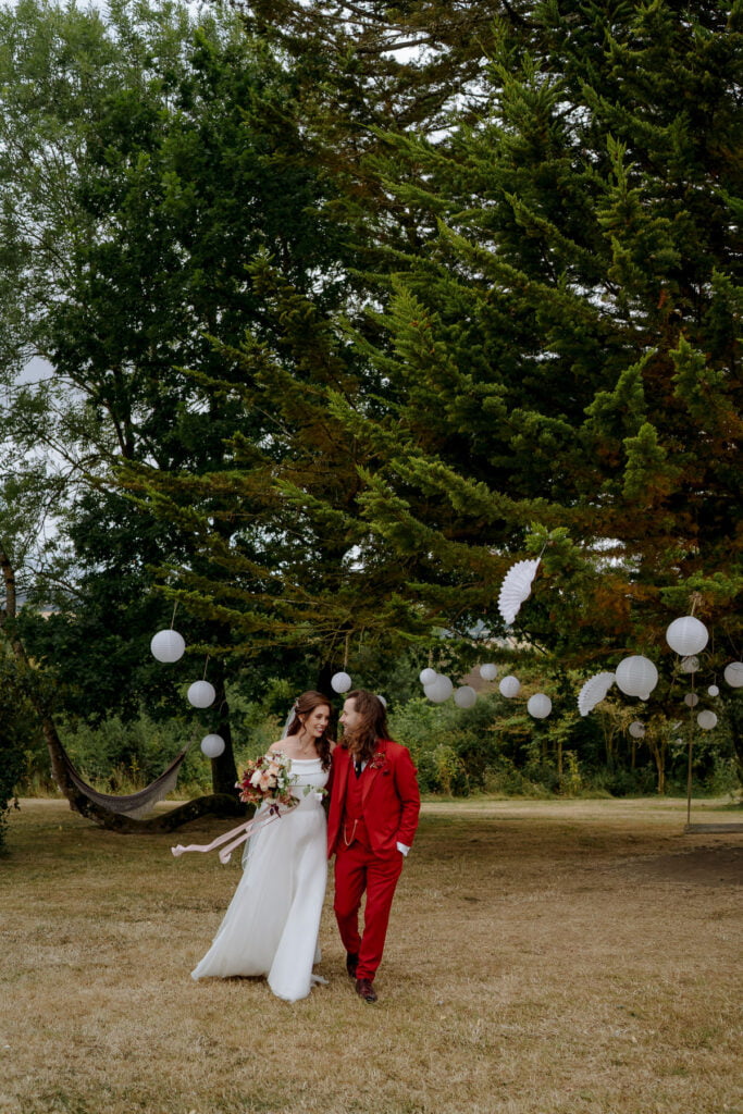 Natural wedding photography lighting