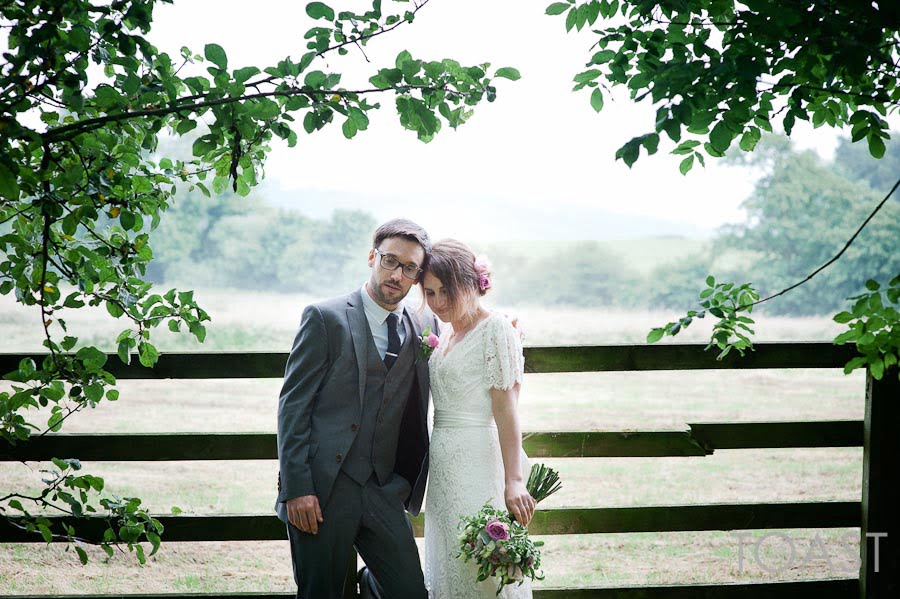 Papakata tipi and rustic barn wedding. By Toast of Leeds, Yorkshire wedding photography