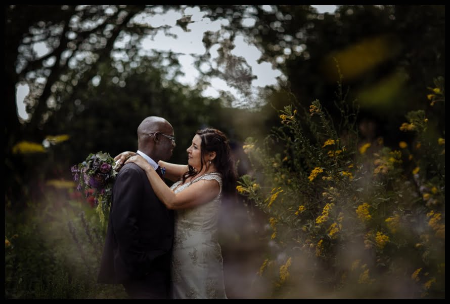 Gardens, east Riddlesden, romantic, Yorkshire, photographer, wedding, venue