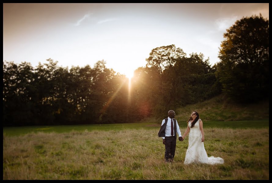 bride, groom, wedding, sunset, East Riddlesden Hall, Yorkshire. photographer, photography, national trust